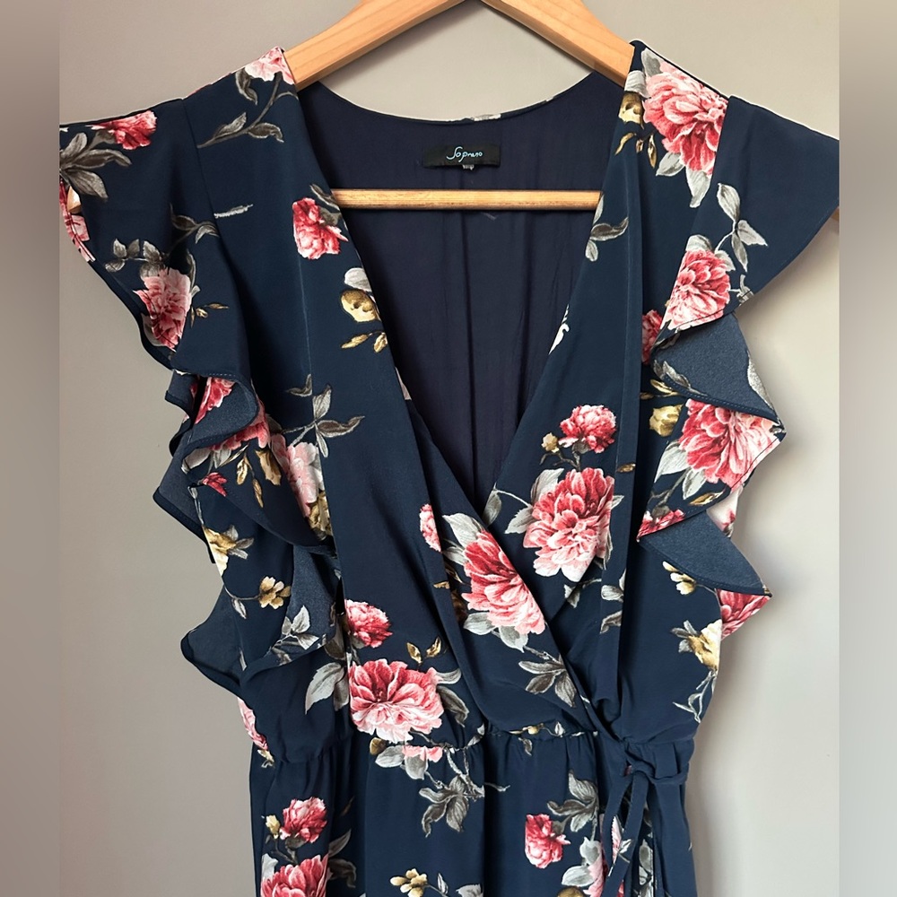Floral Print V Neck Flutter Sleeve Midi Dress in Blue romantic size medium